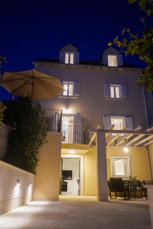 Stunning House In The Old Town By Irundo Hébergement de vacances Dubrovnik